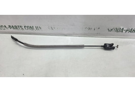 Трос відкривання двері передньої лівої від зовнішньої ручки Skoda Octavia A7 VAG (7N0837017B)