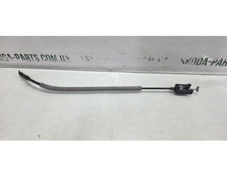 Трос відкривання двері передньої лівої від зовнішньої ручки Skoda Octavia A7 VAG (7N0837017B)