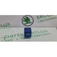 Реле свічок розжарювання 202 2.5tdi Skoda Superb 8A0951253 VAG (8A0951253)