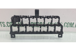 Кронштейн блока реле Volkswagen Bora 8D0937503E вживаний VAG (8D0937503E)