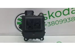 Двигун заслінки пічки Skoda Superb 8D1820511B VAG (8D1820511B)