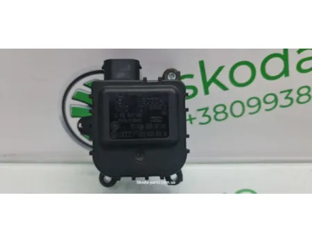 Двигун заслінки пічки Skoda Superb 8D1820511B VAG (8D1820511B)