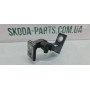 Завіса петля дверей задня права нижня Skoda Superb 2 8K0831402A VAG (8K0831402A)