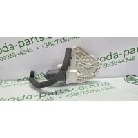 Двигун склопідіймача двері передньої правої Skoda Superb 2 VAG (8K0959802A)