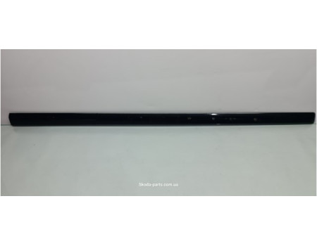 Накладка передньої правої дверки Audi A3 8P4853954A VAG (8P4853954A)