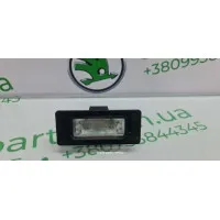 Підсвітка номера комбі Skoda Fabia New 8T0943021 VAG (8T0943021)