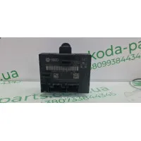 Блок комфорту дверей задній Skoda Superb 2 8X0959795D VAG (8X0959795D)