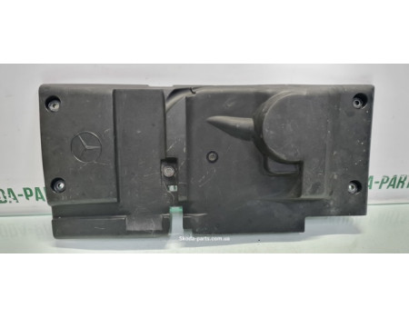 Кришка двигуна 2.5D Mercedes Benz 124 MERCEDES (A6050100067)