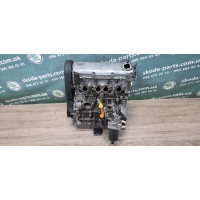 Двигун бензиновий без навісного Skoda Octavia Tour 1.6Mpi 240тис пробіг VAG (AVU)