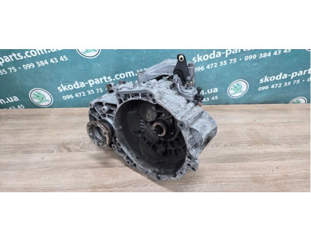 КПП в зборі коробка передач механічна Skoda Superb 2 2.0TDI VAG (KNS)
