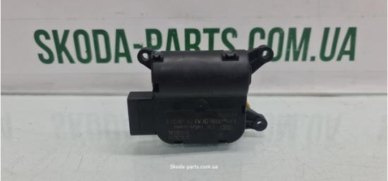 Двигун заслінки пічки Skoda Octavia A5 1K2907511C VAG (1K2907511C)